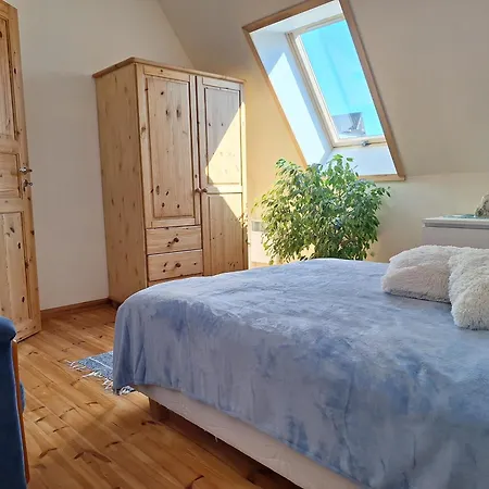 Apartman Majutus Rahulikus Piirkonnas Kesklinna Ja Mere Laeheduses *