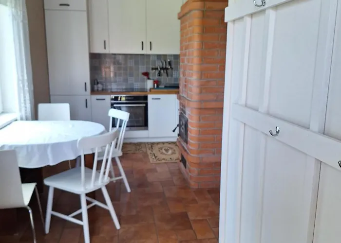 Majutus Rahulikus Piirkonnas Kesklinna Ja Mere Laeheduses